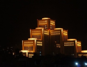 Торгово-офисный центр «Менора» (г. Днепр)