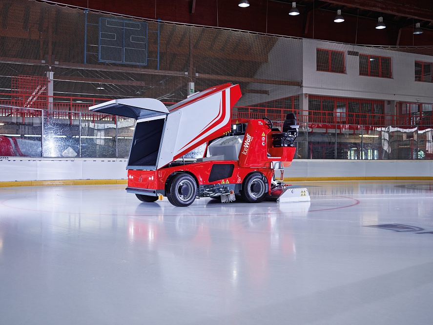 Engo IceWolf ( для стандартных ледовых полей до 1 800 м²)