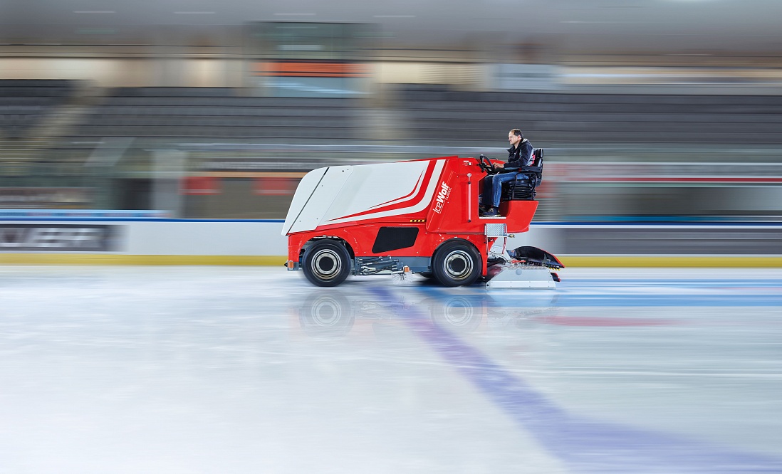 Engo IceWolf ( для стандартных ледовых полей до 1 800 м²)