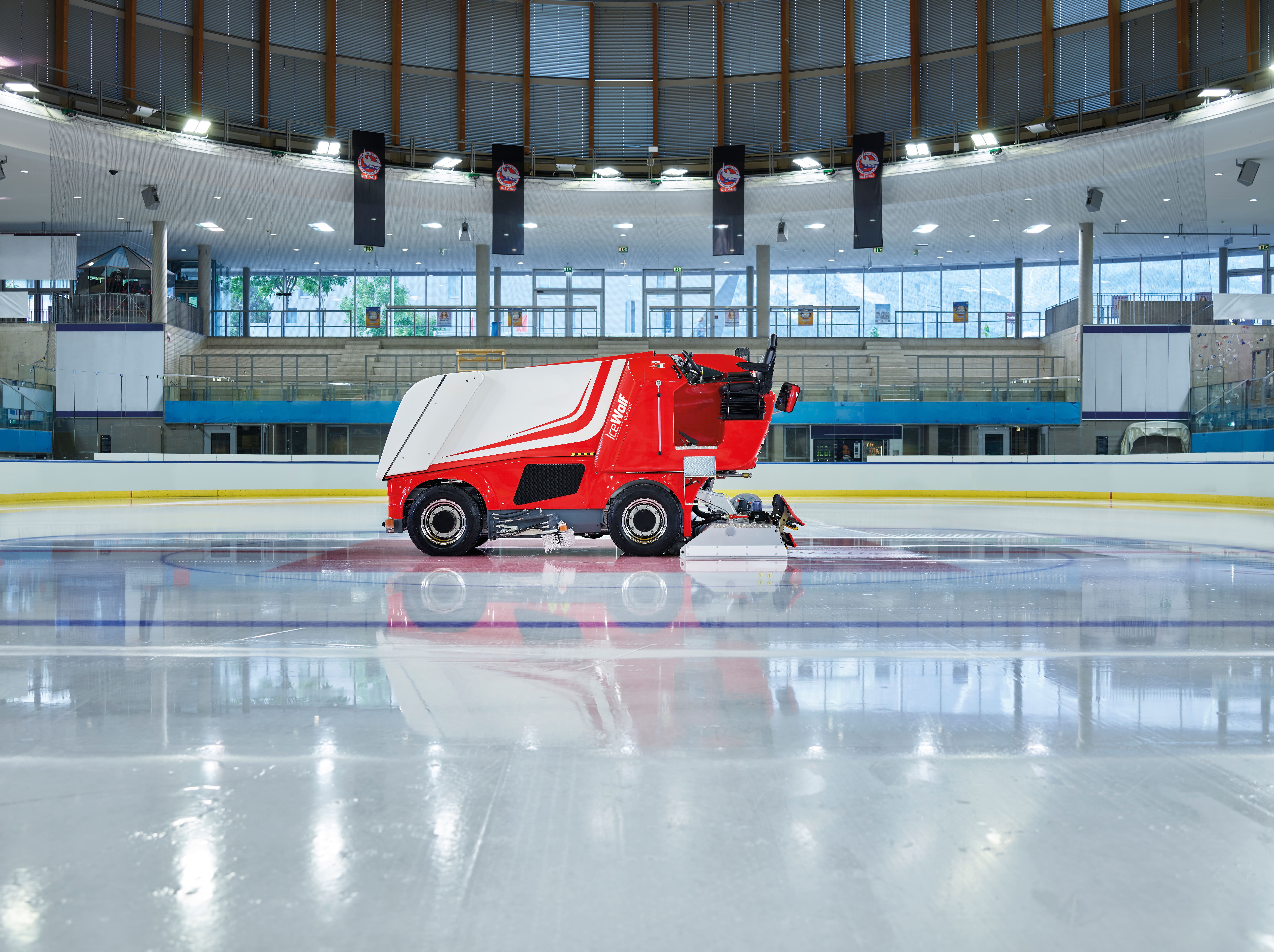 Engo IceWolf ( для стандартных ледовых полей до 1 800 м²)