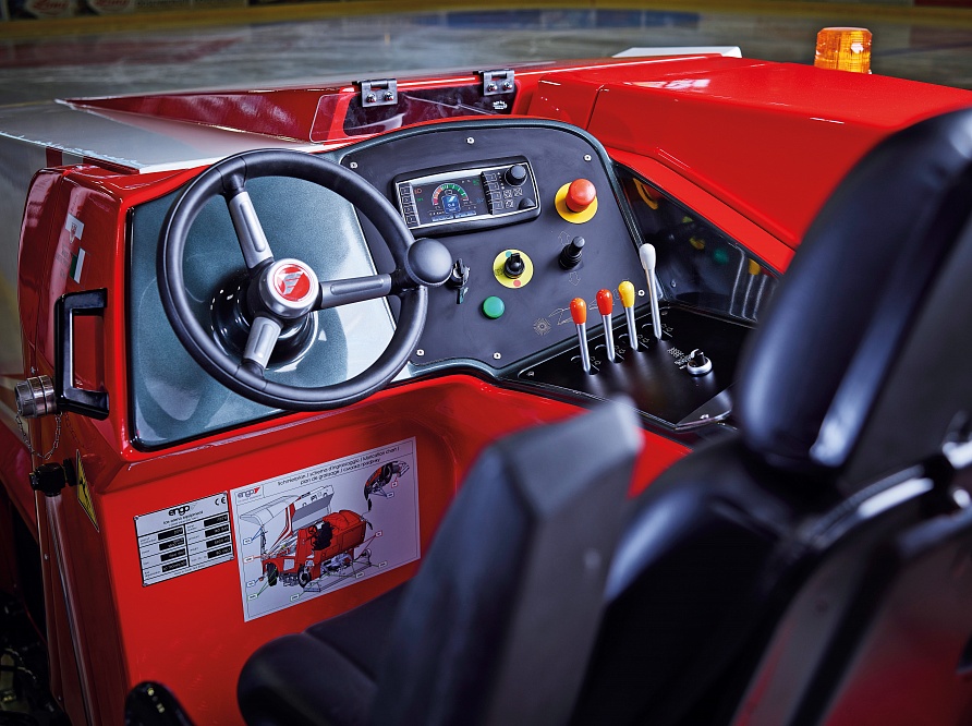 Engo IceWolf ( для стандартных ледовых полей до 1 800 м²)